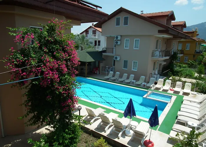 Kececi Ξενοδοχείο με διαμερίσματα 3*