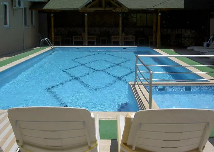 Ξενοδοχείο με διαμερίσματα Kececi